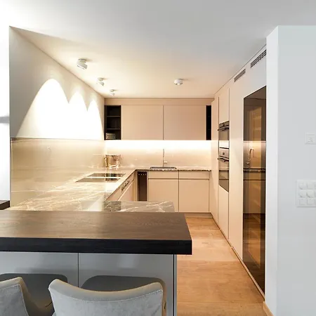Apartment 4.5